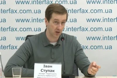 Зеленський і Рада юридично не мають повноважень здати росіянам Донбас, – експерти